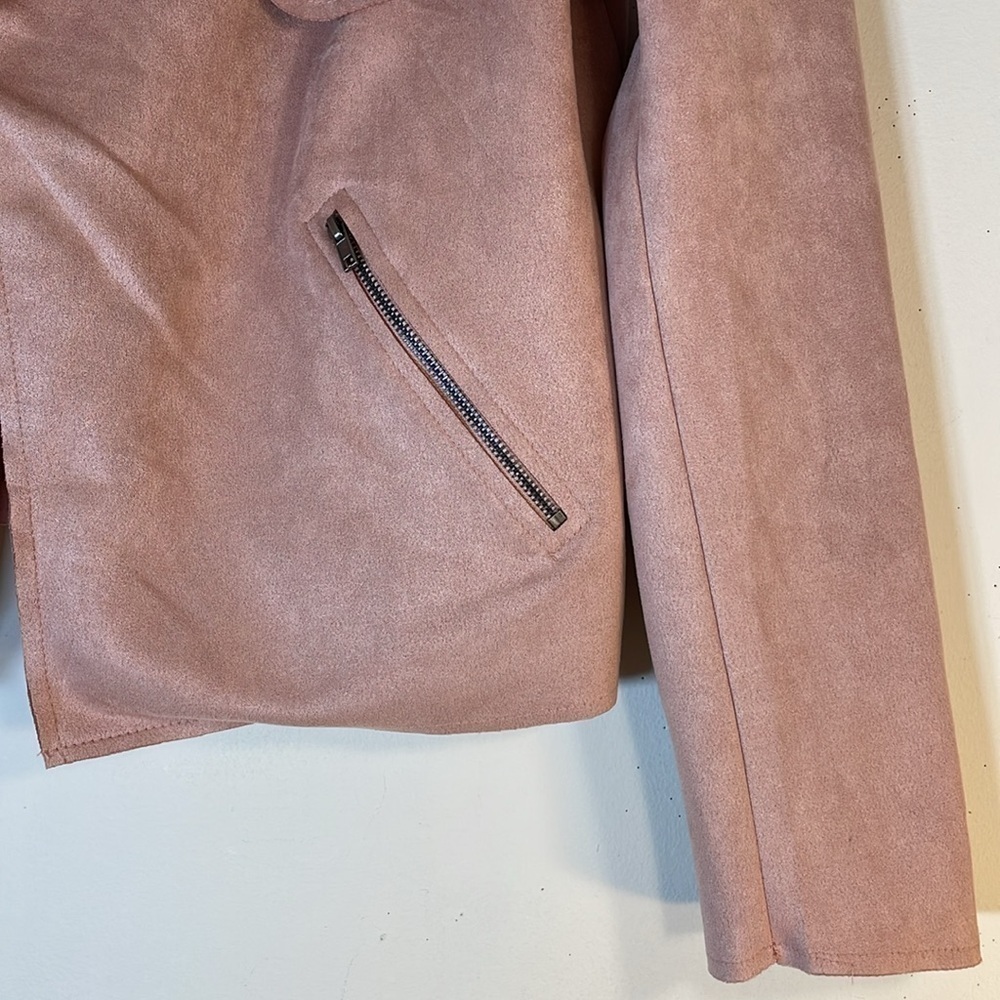 🎉🎉🎉Host Pick 🎊🎊🎊NWT. Boho E & M Faux Leather Moto Jacket Soft Blush. Medium - Picture 6 of 12
